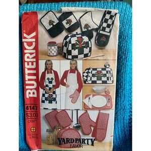 Butterick Sewing pattern 4147 Apron toaster cozy place mat